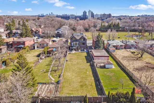 476 Ellerslie Ave, House detached with 4 bedrooms, 6 bathrooms and 7 parking in Toronto ON | Image 30