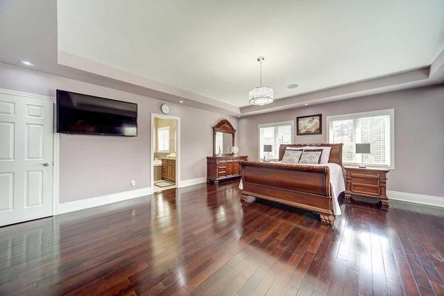 114 Budea Cres, House detached with 5 bedrooms, 5 bathrooms and 4 parking in Toronto ON | Image 13