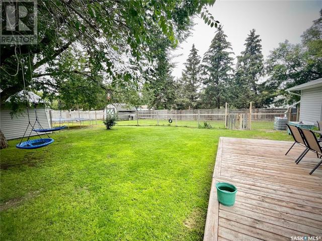 212 4th Avenue E, House detached with 3 bedrooms, 2 bathrooms and null parking in Nokomis SK | Image 32