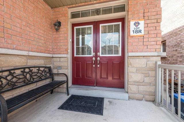 15 Versailles Cres, House semidetached with 3 bedrooms, 4 bathrooms and 3 parking in Brampton ON | Image 12