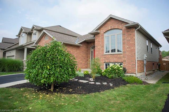 60 Fisher Street, House detached with 4 bedrooms, 3 bathrooms and 3 parking in Brantford ON | Image 3
