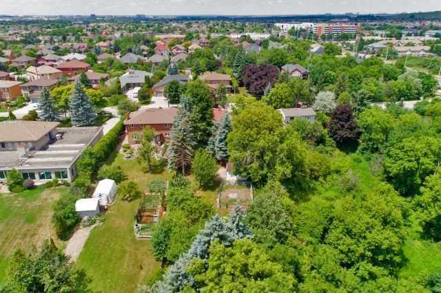 1548 Carolyn Rd, House detached with 2 bedrooms, 2 bathrooms and 10 parking in Mississauga ON | Image 18