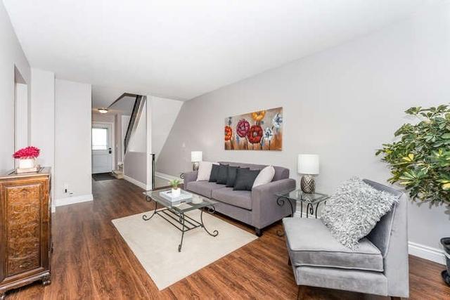 42 - 907 Burns St W, Townhouse with 3 bedrooms, 2 bathrooms and 2 parking in Whitby ON | Image 5