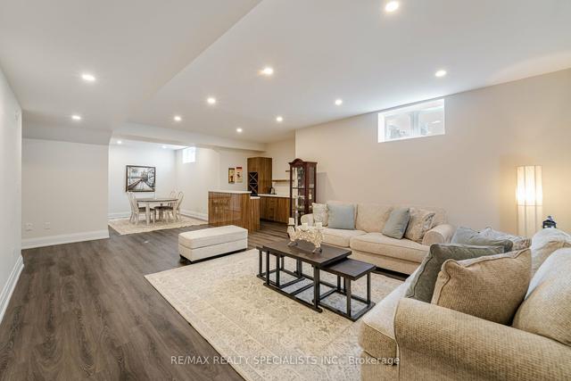 2043 Saxon Rd, House detached with 4 bedrooms, 5 bathrooms and 8 parking in Oakville ON | Image 28