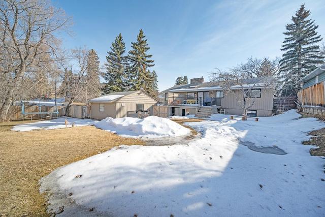 704 Imperial Way Sw, House detached with 4 bedrooms, 3 bathrooms and 4 parking in Calgary AB | Image 34