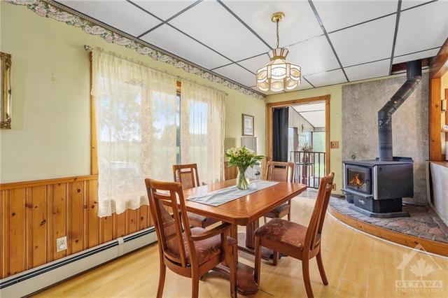 15164 Concession 1 2 Road, House detached with 3 bedrooms, 1 bathrooms and 8 parking in North Stormont ON | Image 8