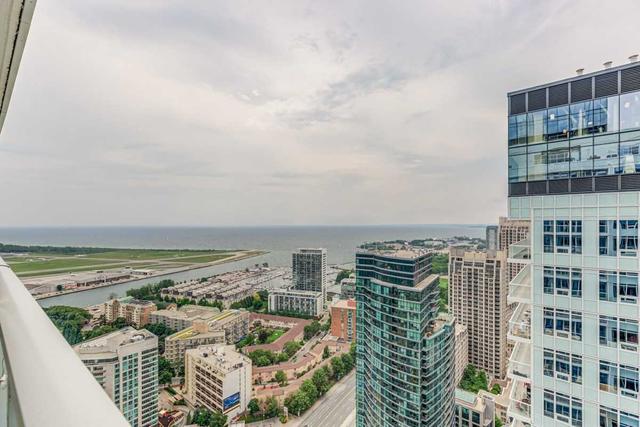 4305 - 17 Bathurst St, Condo with 1 bedrooms, 1 bathrooms and 1 parking in Toronto ON | Image 11