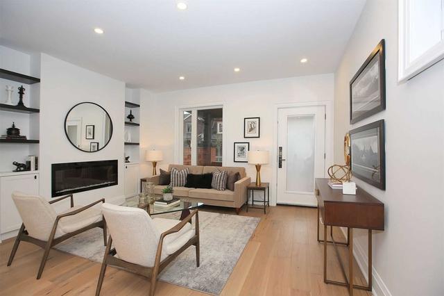 435 Brock Ave, House semidetached with 3 bedrooms, 4 bathrooms and 2 parking in Toronto ON | Image 26