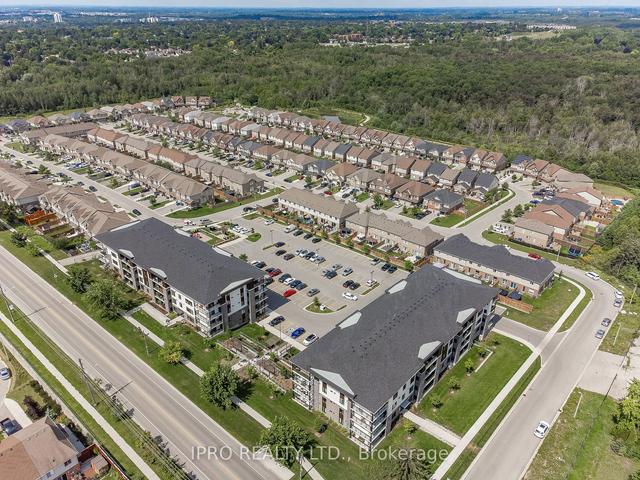 211 - 104 Summit Ridge Dr, Condo with 3 bedrooms, 2 bathrooms and 2 parking in Guelph ON | Image 26