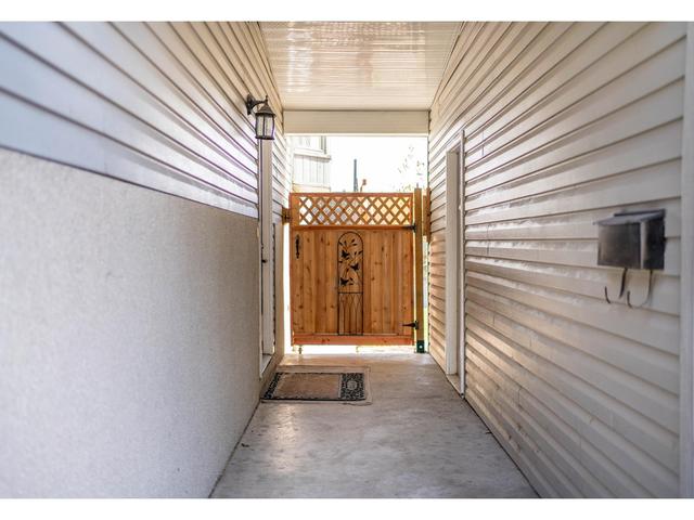 118 21st Avenue, House detached with 4 bedrooms, 3 bathrooms and null parking in Cranbrook BC | Image 3
