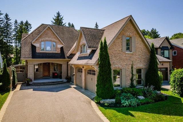 121 Hillview Rd, House detached with 5 bedrooms, 8 bathrooms and 6 parking in Aurora ON | Image 1