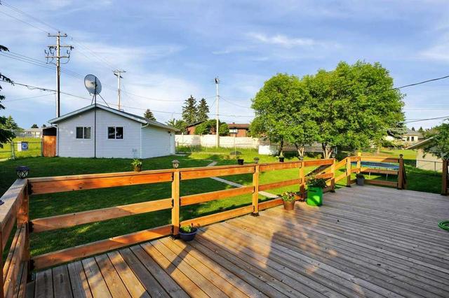 5323 55 Street, House detached with 4 bedrooms, 2 bathrooms and 2 parking in Rocky Mountain House AB | Image 42