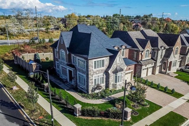 105 Annsleywood Crt, House detached with 4 bedrooms, 6 bathrooms and 7 parking in Vaughan ON | Image 1
