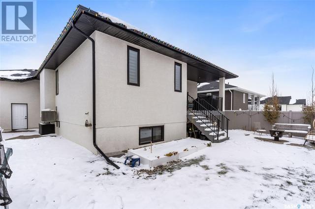 103 Vestor Drive, House detached with 5 bedrooms, 3 bathrooms and null parking in Pilot Butte SK | Image 42