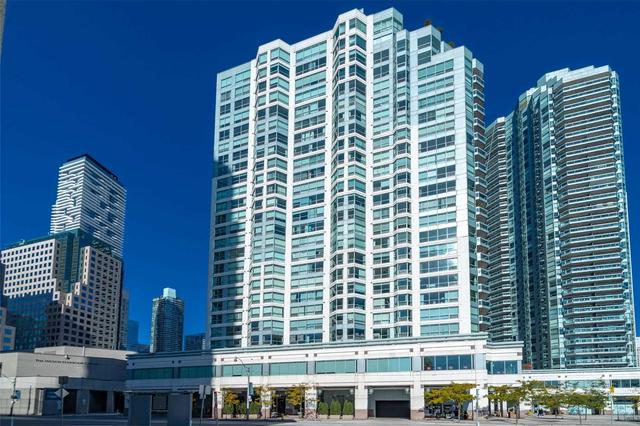 2701 - 10 Queens Quay W, Condo with 2 bedrooms, 3 bathrooms and 2 parking in Toronto ON | Image 30