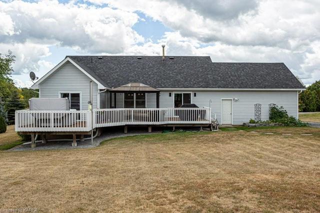 4618 Deer Run Way, House detached with 4 bedrooms, 3 bathrooms and 13 parking in South Frontenac ON | Image 45