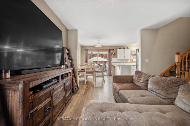 224 Quigley Dr, House semidetached with 3 bedrooms, 3 bathrooms and 2 parking in Cochrane AB | Image 20