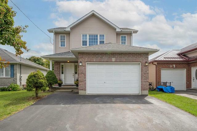 25 Durham St W, House detached with 3 bedrooms, 2 bathrooms and 2 parking in Kawartha Lakes ON | Image 1