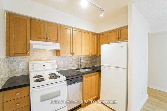 812 - 210 Victoria St, Condo with 1 bedrooms, 1 bathrooms and 0 parking in Toronto ON | Image 23