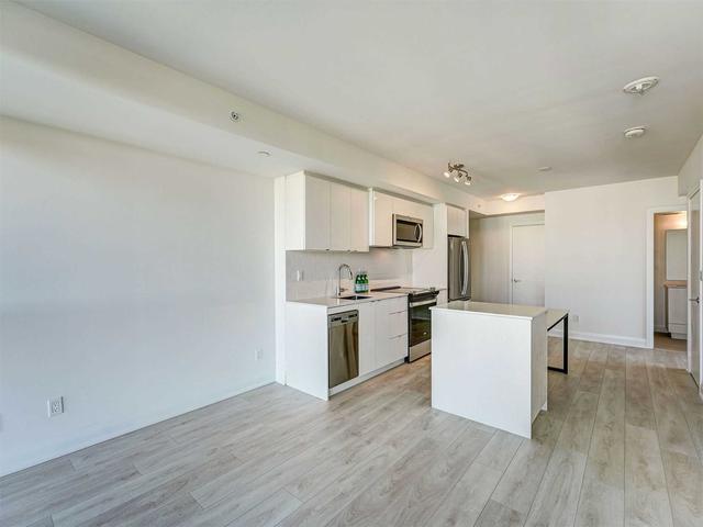 1202 - 1461 Lawrence Ave W, Condo with 2 bedrooms, 2 bathrooms and 1 parking in Toronto ON | Image 4