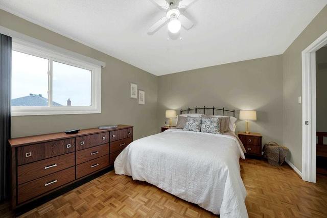 109 Major Wm Sharpe Dr, House detached with 4 bedrooms, 3 bathrooms and 4 parking in Brampton ON | Image 9