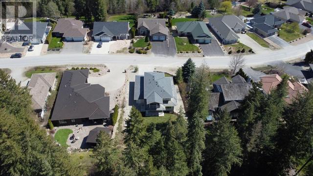 2748 Golf Course Drive, House detached with 3 bedrooms, 3 bathrooms and 7 parking in Columbia Shuswap C BC | Image 64