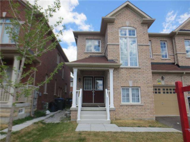 7 Aspermont Cres, House semidetached with 3 bedrooms, 3 bathrooms and 3 parking in Brampton ON | Image 2