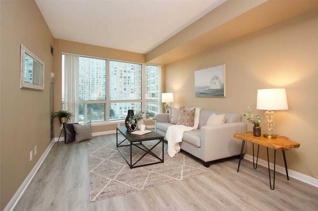 711 - 8 Lee Centre Dr, Condo with 2 bedrooms, 2 bathrooms and 1 parking in Toronto ON | Image 24