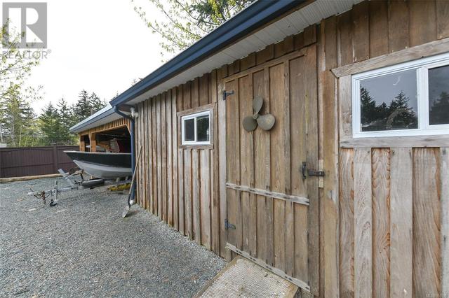 6554 Mystery Beach Rd, House detached with 3 bedrooms, 4 bathrooms and 10 parking in Comox Valley A BC | Image 69
