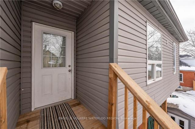 72 Krug St, House detached with 4 bedrooms, 1 bathrooms and 2 parking in Kitchener ON | Image 11