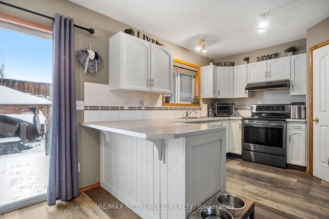224 Quigley Dr, House semidetached with 3 bedrooms, 3 bathrooms and 2 parking in Cochrane AB | Image 22