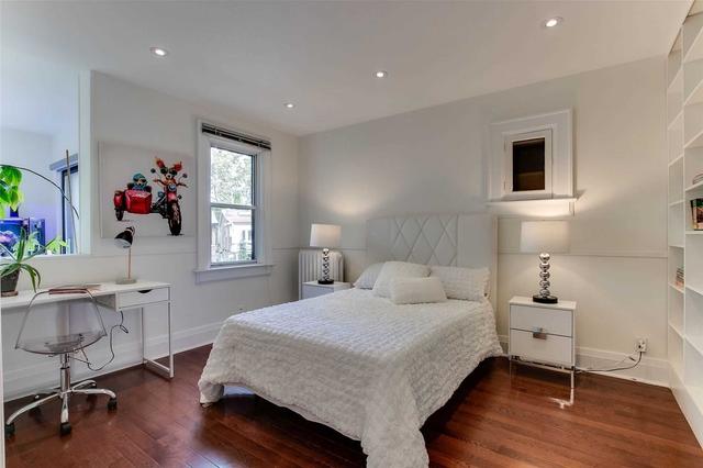 118 Gothic Ave, House detached with 4 bedrooms, 4 bathrooms and 1 parking in Toronto ON | Image 14