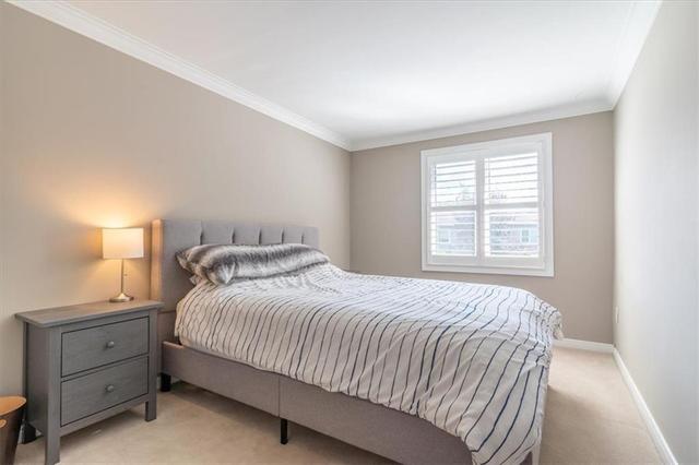 08 - 1241 Mccraney Street E, House attached with 3 bedrooms, 2 bathrooms and 1 parking in Oakville ON | Image 25