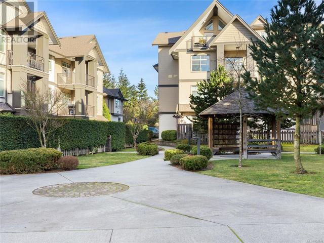 401 - 2117 Meredith Rd, Condo with 2 bedrooms, 2 bathrooms and 1 parking in Nanaimo BC | Image 3