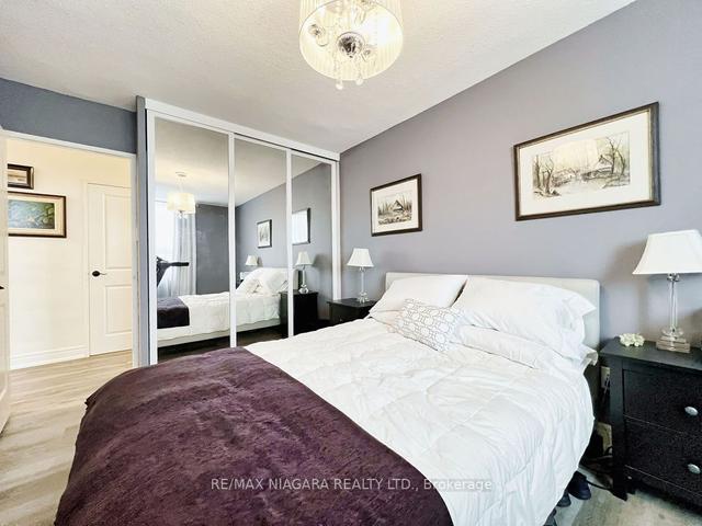 2102ph2 - 625 The West Mall, Condo with 3 bedrooms, 2 bathrooms and 1 parking in Toronto ON | Image 18