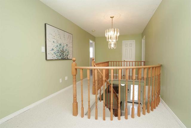 241 Delaney Dr, House detached with 4 bedrooms, 3 bathrooms and 6 parking in Ajax ON | Image 8