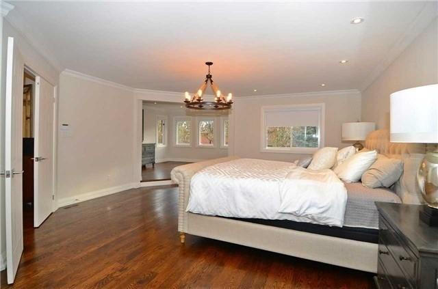 107 Arnold Ave, House detached with 4 bedrooms, 5 bathrooms and 8 parking in Vaughan ON | Image 3