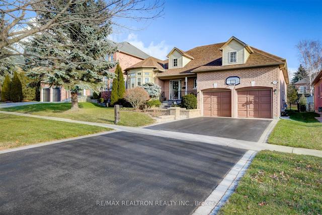 787 Foxcroft Blvd, House detached with 3 bedrooms, 4 bathrooms and 6 parking in Newmarket ON | Image 1