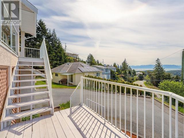 3509 Sunheights Dr, House detached with 4 bedrooms, 3 bathrooms and 4 parking in Langford BC | Image 30