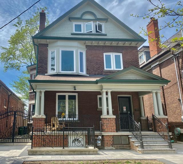 floor 2 - 484 Dovercourt Rd, House detached with 2 bedrooms, 1 bathrooms and 0 parking in Toronto ON | Image 12