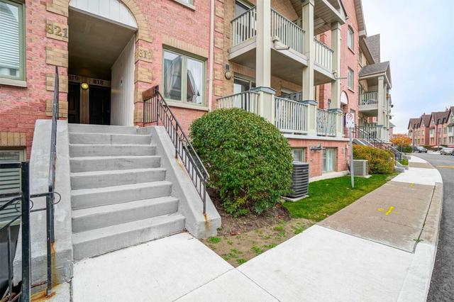 817 - 75 Weldrick Rd E, Townhouse with 2 bedrooms, 2 bathrooms and 1 parking in Richmond Hill ON | Image 7