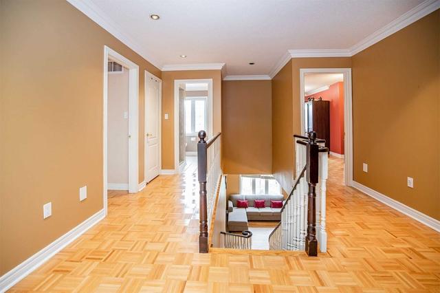 30 Castle Mountain Dr, House detached with 4 bedrooms, 5 bathrooms and 7 parking in Brampton ON | Image 7