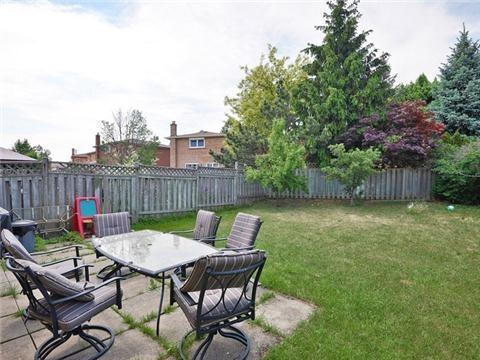 6 Kintyre St, House detached with 4 bedrooms, 4 bathrooms and 4 parking in Brampton ON | Image 16