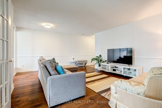 2507 - 633 Bay St, Condo with 2 bedrooms, 2 bathrooms and 0 parking in Toronto ON | Image 24