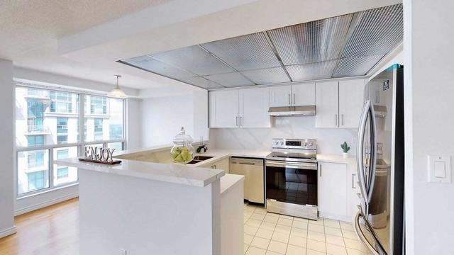 sph111 - 28 Hollywood Ave, Condo with 2 bedrooms, 2 bathrooms and 1 parking in Toronto ON | Image 28