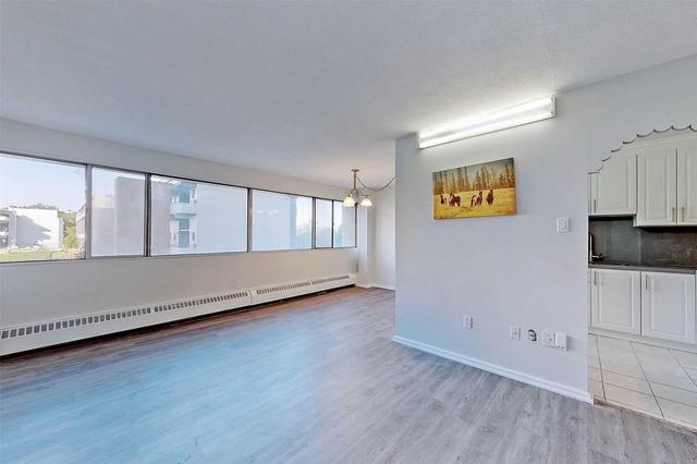 301 - 10 Sunny Glen Way, Condo with 2 bedrooms, 1 bathrooms and 1 parking in Toronto ON | Image 30