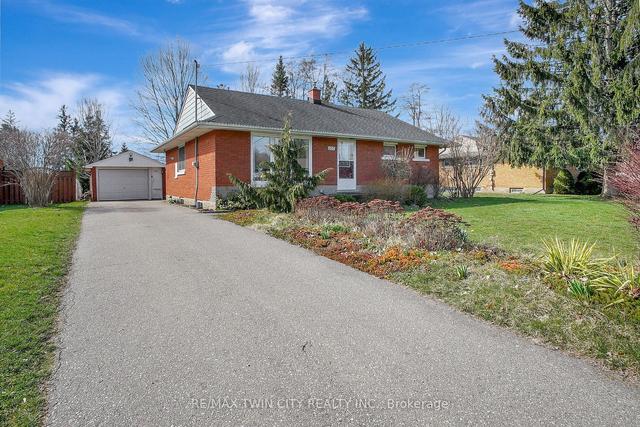 107 Bechtel Ave, House detached with 3 bedrooms, 1 bathrooms and 4 parking in Wilmot ON | Image 1