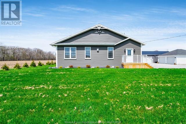 1842 Road 3 West, House detached with 5 bedrooms, 2 bathrooms and null parking in Kingsville ON | Image 33
