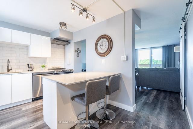 418 - 350 Quigley Rd, Condo with 3 bedrooms, 1 bathrooms and 1 parking in Hamilton ON | Image 34