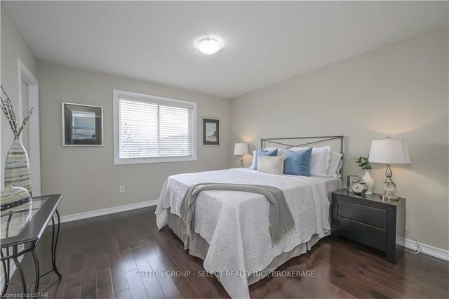 1793 Marconi Blvd, House detached with 2 bedrooms, 2 bathrooms and 2 parking in London ON | Image 25